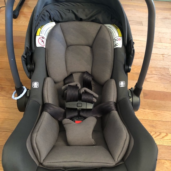 Baby car seat - Picture 2 of 4